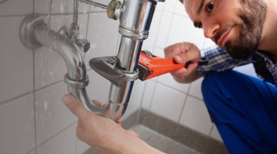 Professional same day plumber services in Pleasantville, OH